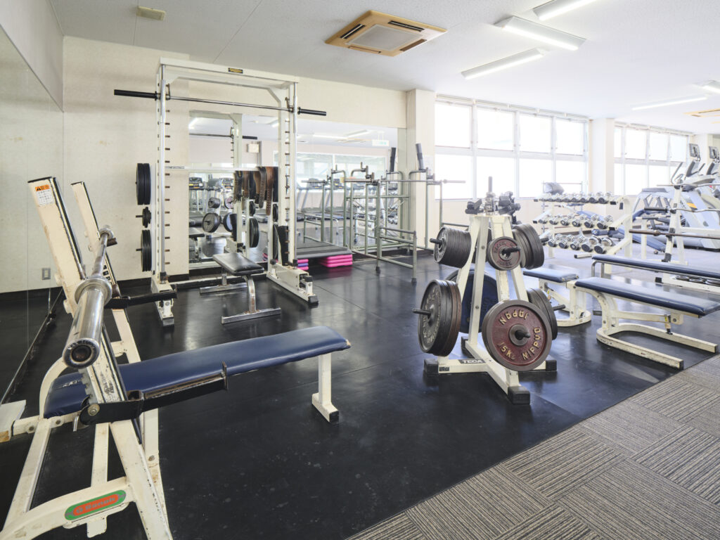 ジムのフリーウェイトエリア